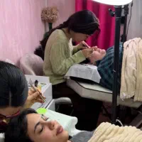 خدمات کاشت مژه/آموزش کاشت مژه/مدل مژه /لیفت ابرو