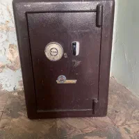 گاوصندوق قدیمی ۵۰ ساله ۲۰۰ کیلیویی