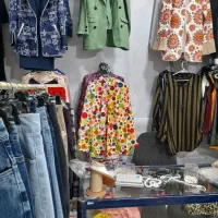 میز ویترین رگال چوبلباسی مانکن آینه صندلی|فروشگاه و مغازه|قوچان, |دیوار