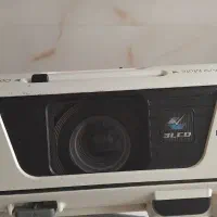 پرژکتور در حد نو