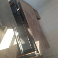 میز اداری در ارسنجان