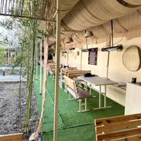 کافه برکه همکار آقا و خانوم میگیره