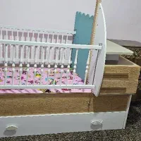 فروش تخت کودک در حد نو بدون استفاده