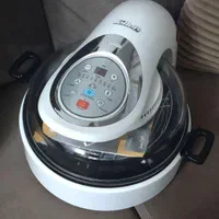 تعدادی لوازم آشپزخانه و خانگی