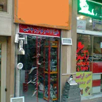 اجاره ۱۰ متر مغازه بر خیابان هاشمی-آب/برق/گاز/تلفن|اجارهٔ مغازه و غرفه|تهران, جیحون|دیوار
