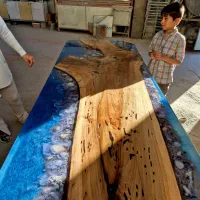 از هنر چوب و رزین، کسب درآمد حرفه‌ای را شروع کنید.