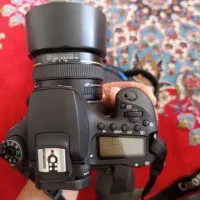 دوربین Canon D90 با لنز فیکس