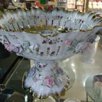 ظروف گل برجسته