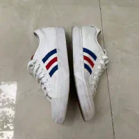 کتونی اورجینال و اصل آدیداس