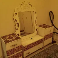 میز و کشو