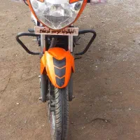 آپاچی ۱۶۰ نارنجی