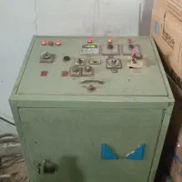 دستگاه تزریق ۲۰۰ گرمی در حال کار|ماشین‌آلات صنعتی|نیشابور, کریم آباد|دیوار