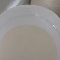 شیر گاو تازه محلی پر چرب