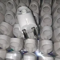 دوشاخه برق مربع چهارگوش و انگشتی دسته دار ارت دار|سایر لوازم برقی|تبریز, |دیوار