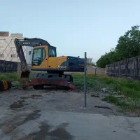 بیل مکانیکی لاستیکی اجاره