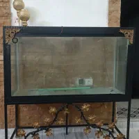 آکواریوم با پایه فرفوژه