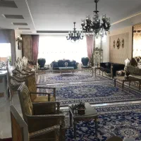 آپارتمان ۲۰۰متری تک واحدی سه خواب