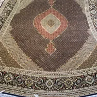 (فرش حق زاده)ماهی ۱۲متری۵۰ رج گل ابریشم ۷ متن