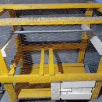 دو قفس و با دو عدد لانه عروس هلندی