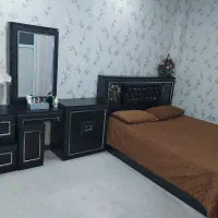 تختخواب۲نفره بامیزآرایش وآینه وباکس