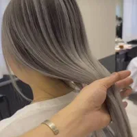 استخدام ناخن کار/فشیال کار/اکستنشن کار/میکاپ کار|استخدام درمانی، زیبایی، بهداشتی|تهران, شکوفه|دیوار