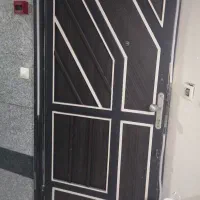 درب آپارتمان|مصالح و تجهیزات ساختمان|شیراز, قالیشویی|دیوار