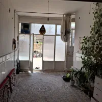 منزل همکف در بر خیابان توحید
