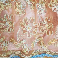 فروش یک دست لباس محلی دخترانه با قیمت مناسب