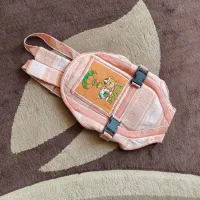 آغوشی بچه ۳۰۰ تومان