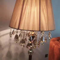 آباژور ایستاده کنار سالنی|چراغ خواب و آباژور|اهواز, گلستان|دیوار