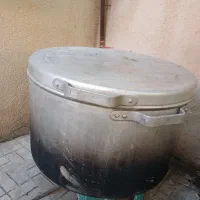 دیگ آشپزخانه
