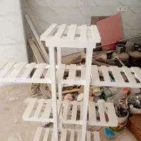 شلف گلدان و مجسمه