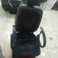 ویترین و صندلی و صندلی ماشینی کودک|آرایشگاه و سالن‌های زیبایی|خمینی‌شهر, |دیوار