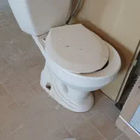 روشویی و فرنگی|لوازم سرویس بهداشتی|صدرا-فارس, فاز ۱|دیوار