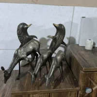 مجسمه برنجی