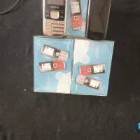 Nokia 403  گوشی کلیدی