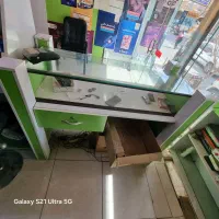 ویترین و دکوراسیون مغازه|فروشگاه و مغازه|نجفآباد, حومه نجف آباد|دیوار