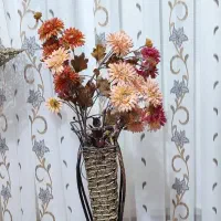 گل و گلدان حصیری