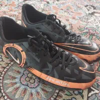 کفش فوتبال (استوک)