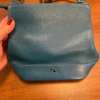 کیف چرم آبی