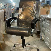 صندلی کارمندی و مدیریت