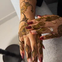 نقش حنا پذیرفته میشود