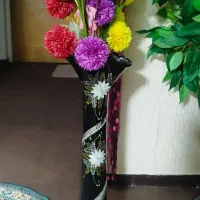 بوفه ، سه عدد گلدان مصنوعی تزینی ، سه عدد صندلی ،|بوفه، ویترین، کنسول|فولادشهر, B2|دیوار