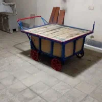 گاری چهار چرخ