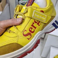 کتونی سرجیو وارداتی...در حد نو سایز ۴۲ بسیار شیک .|کیف، کفش، کمربند|رشت, منظریه|دیوار