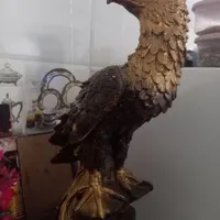 مجسمه عقاب
