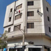 پیچ و رولپلاک نما کاردرارتفاع بندباز پیچ ورولپلاک