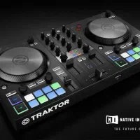 فروش دیجی کنترلر traktor s2 mk3 در حد صفر