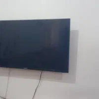 تلوزیون ال ای دی ۴۰ اینچ بست