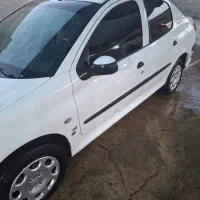 206 صندوق دار